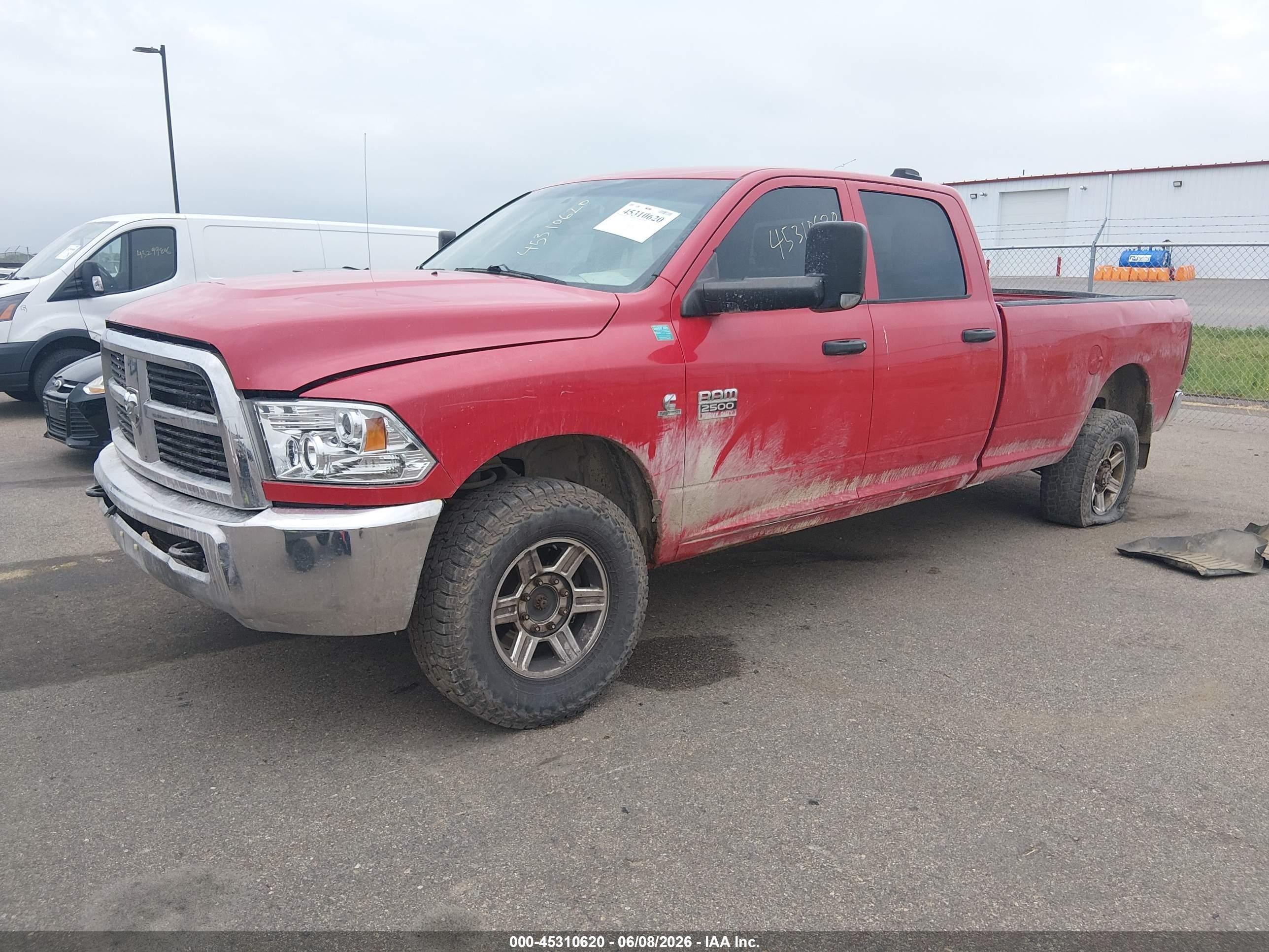 2012 Ram 2500 St Red vin: 3C6UD5HL2CG225724