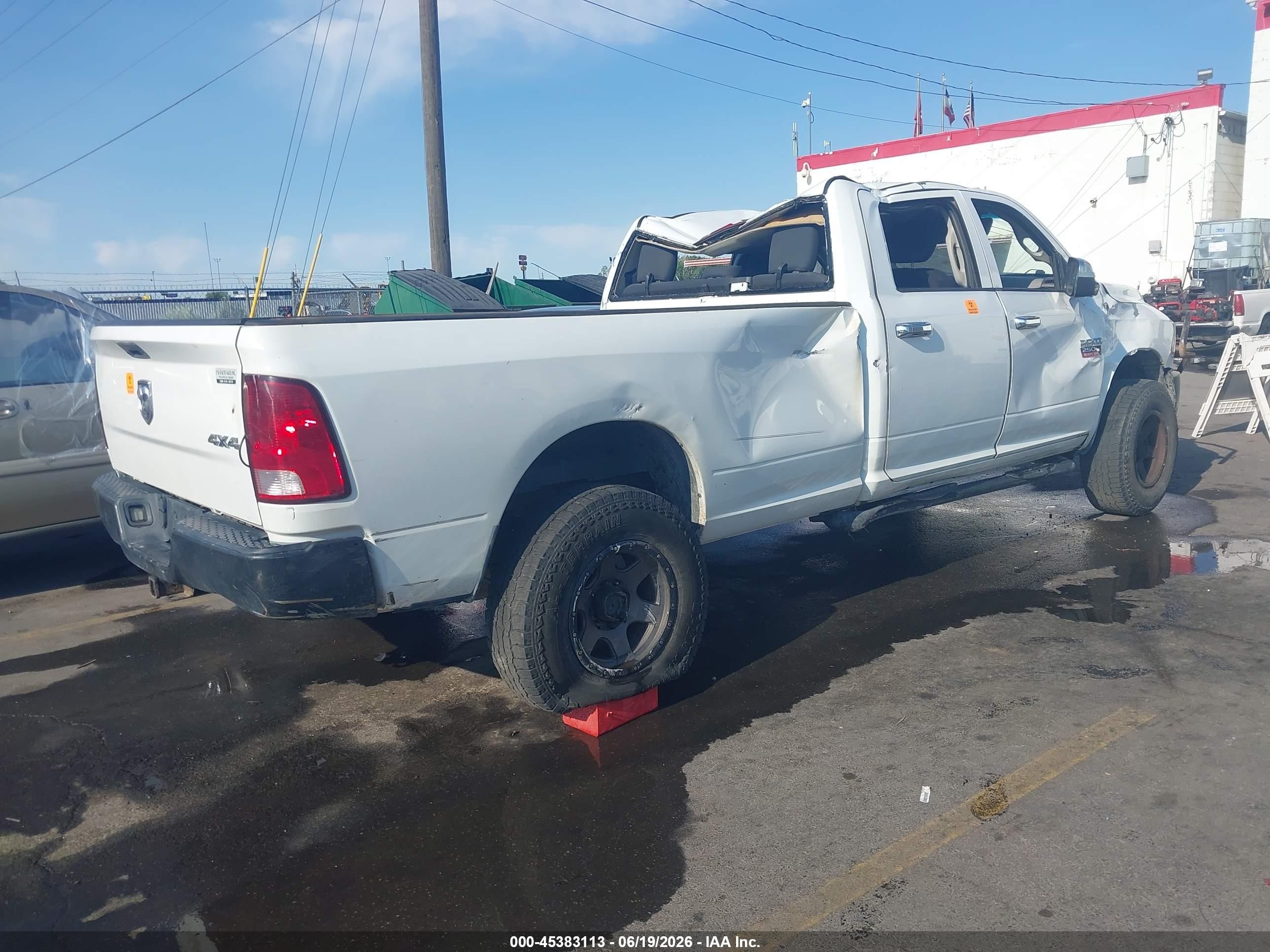 2012 Ram 2500 St White vin: 3C6UD5HL4CG131134