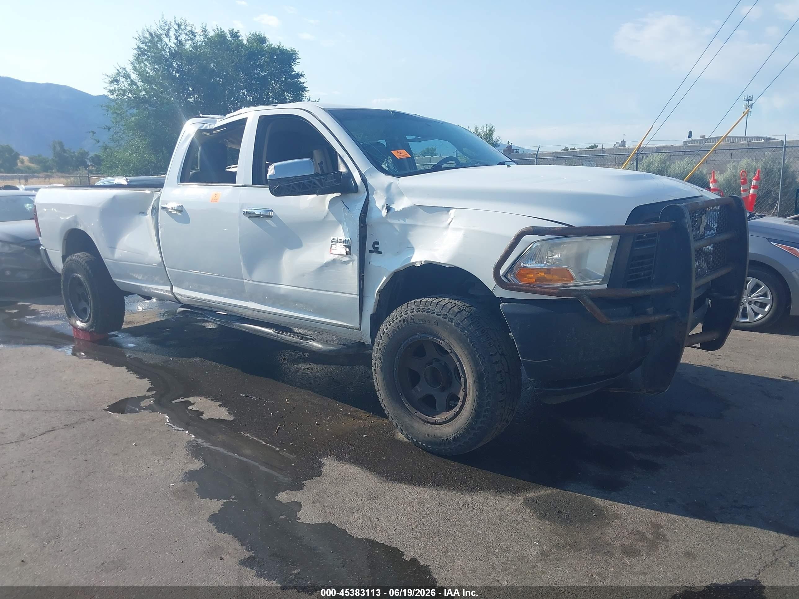 2012 Ram 2500 St Белый vin: 3C6UD5HL4CG131134