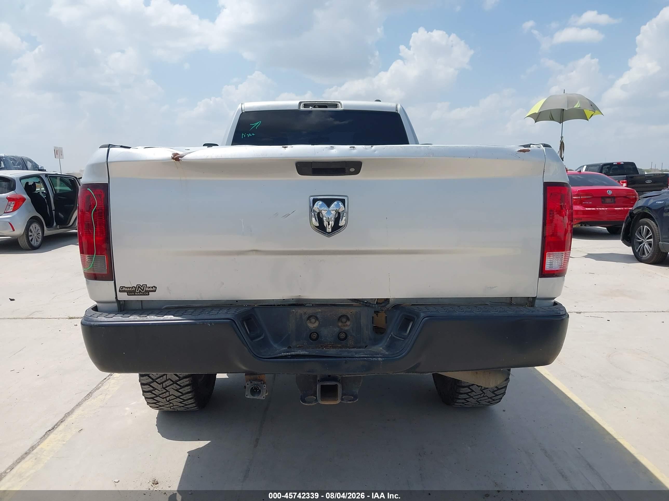 2012 Ram 2500 St Silver vin: 3C6UD5HL8CG225307