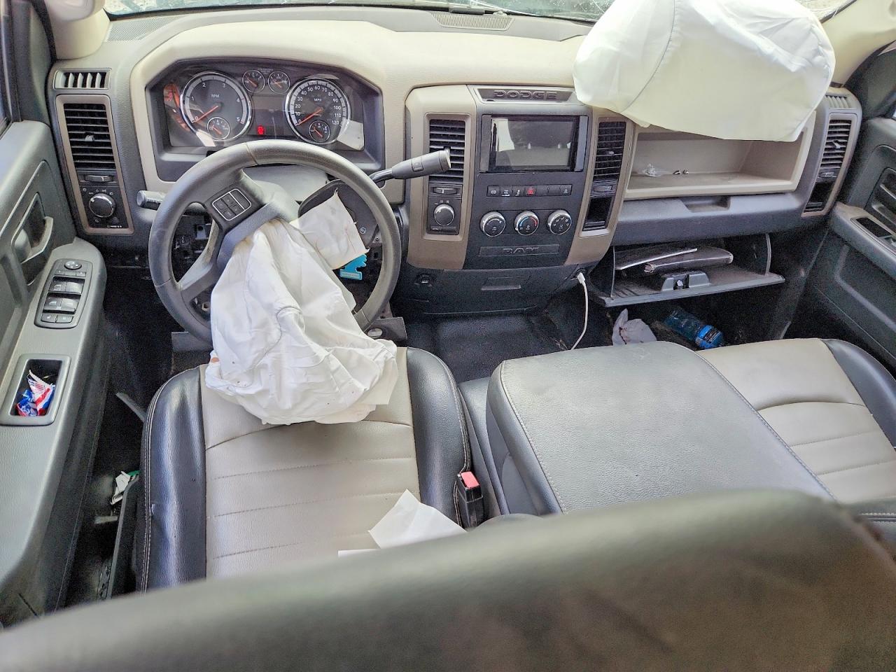 2012 Dodge Ram 2500 St White vin: 3C6UD5HL9CG269252