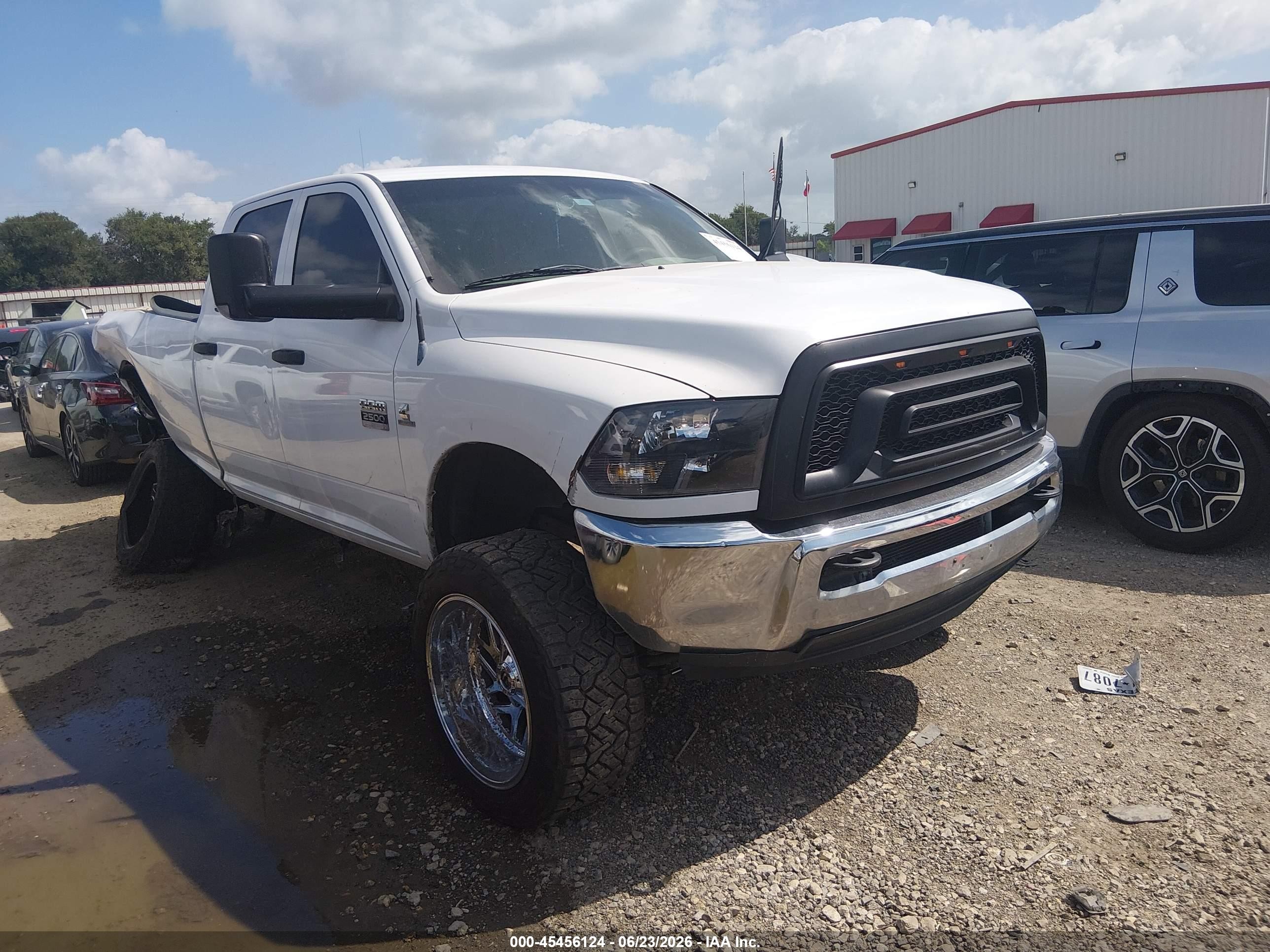 2012 Ram 2500 St White vin: 3C6UD5HL9CG284088