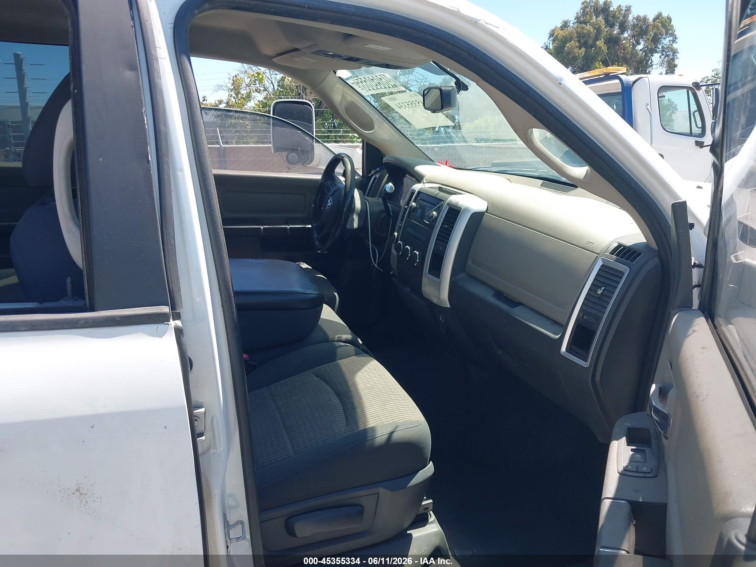 2012 Ram 2500 Slt White vin: 3C6UD5MLXCG337791