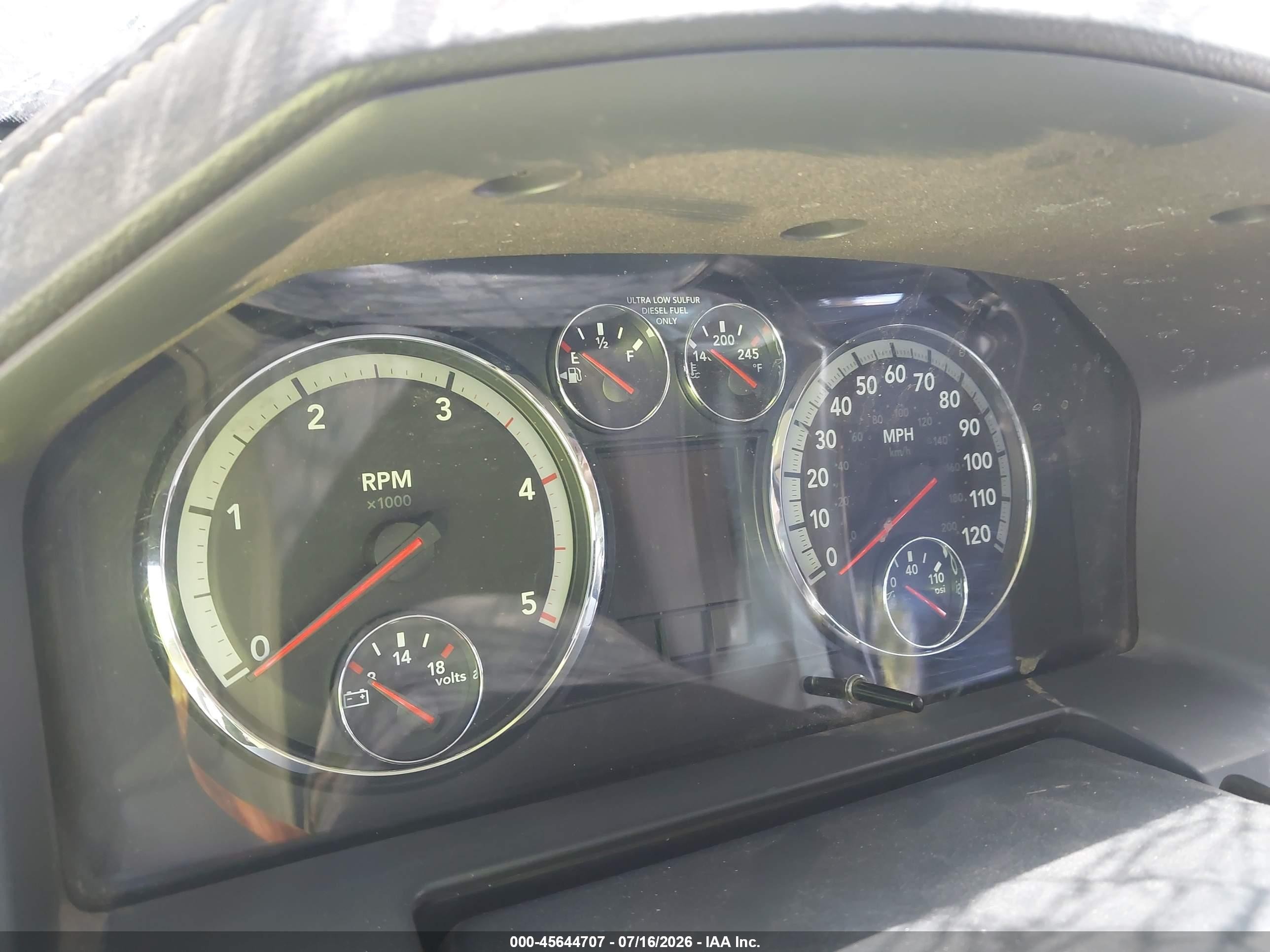 2012 Ram 2500 Laramie White vin: 3C6UD5NL0CG171828
