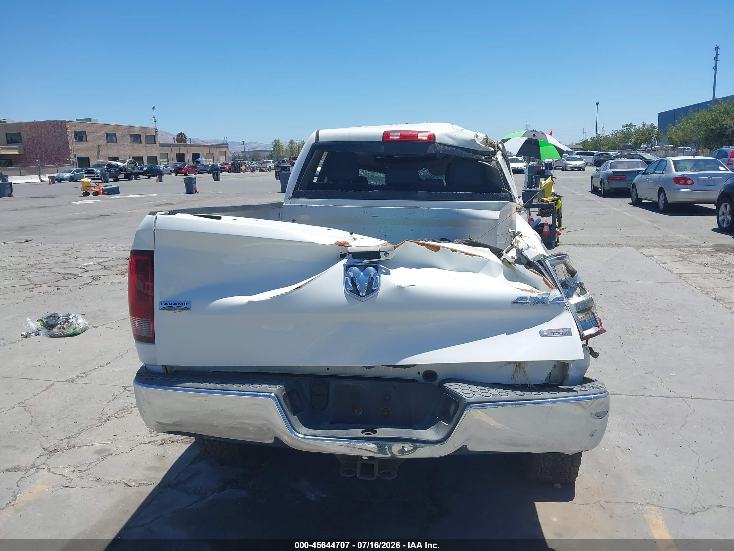 2012 Ram 2500 Laramie White vin: 3C6UD5NL0CG171828