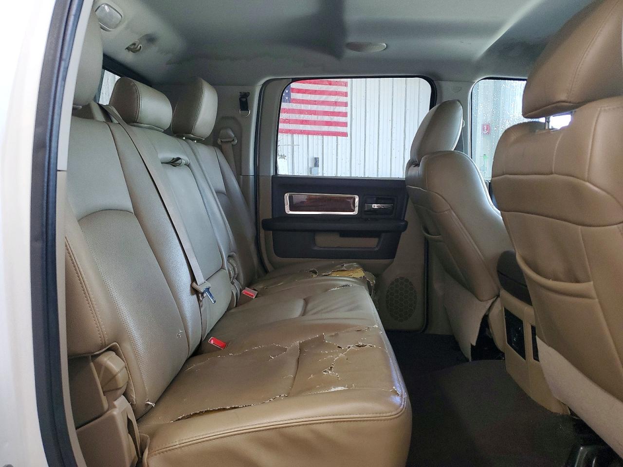 2012 Dodge Ram 2500 Laramie White vin: 3C6UD5NL4CG199518