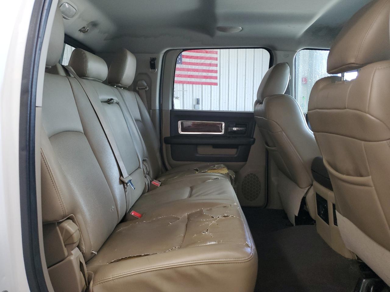 2012 Dodge Ram 2500 Laramie White vin: 3C6UD5NL4CG199518 Damage: Left Rear Seat Cushion, Worn, Replacement Required