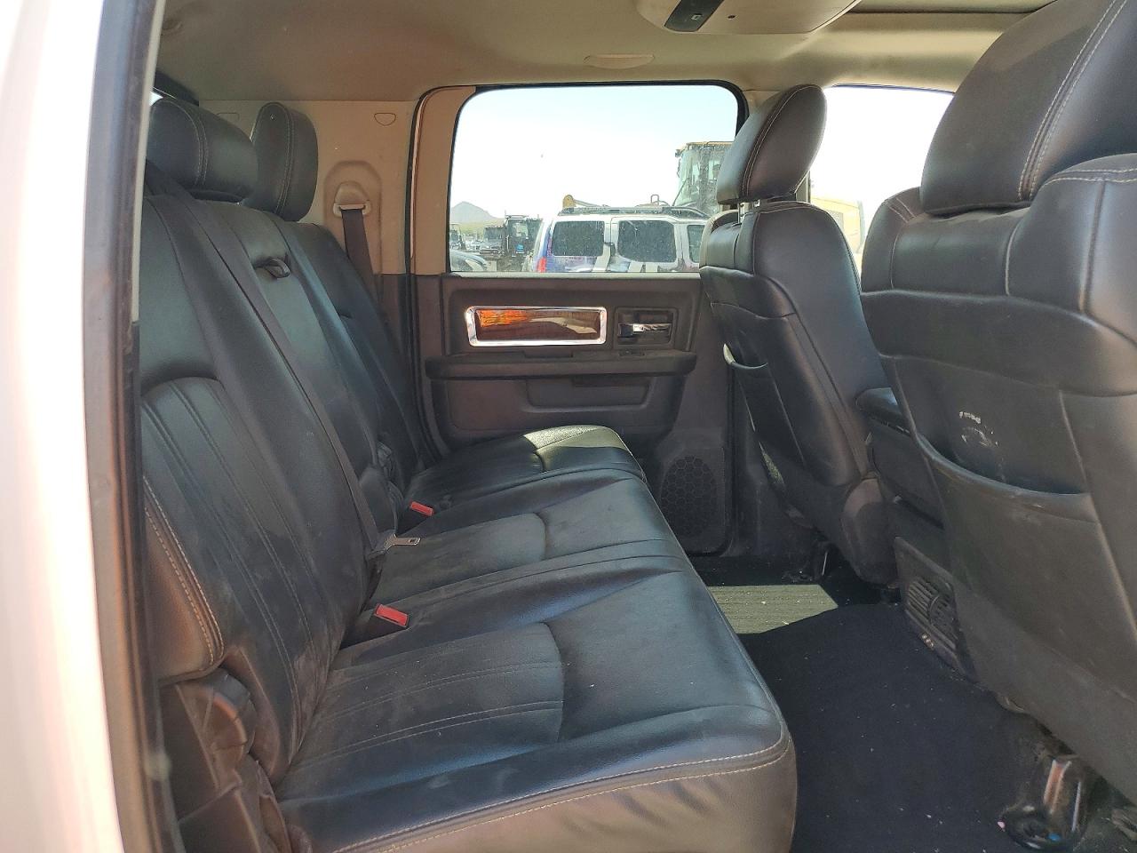 2012 Dodge Ram 2500 Laramie Белый vin: 3C6UD5NL9CG299548