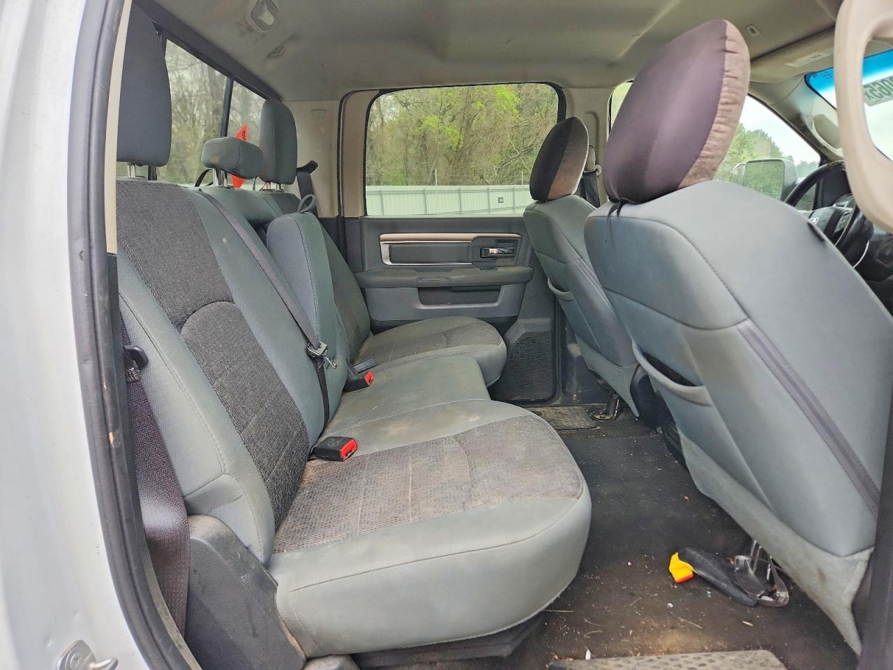 2017 Ram 2500 Slt White vin: 3C6UR4DL8HG632343