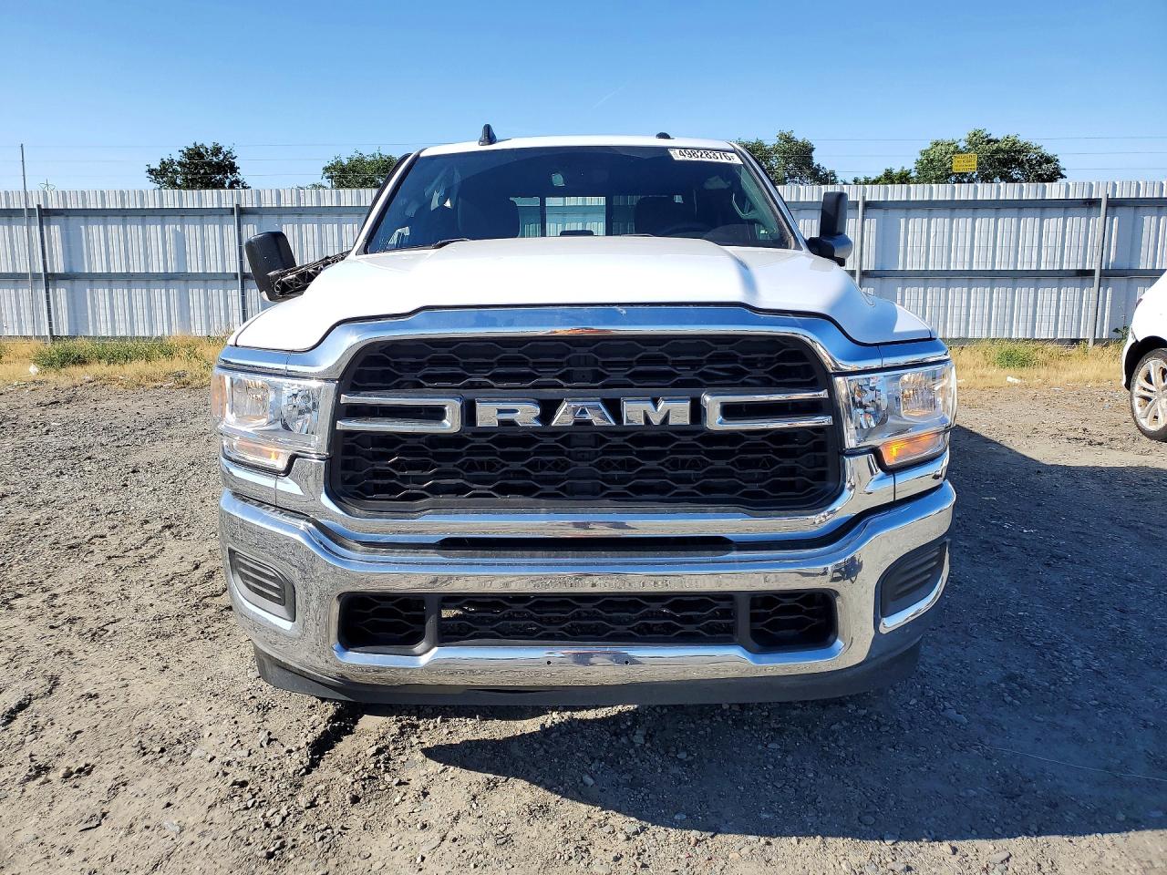 2022 Ram 2500 Tradesman White vin: 3C6UR4HJ3NG117724