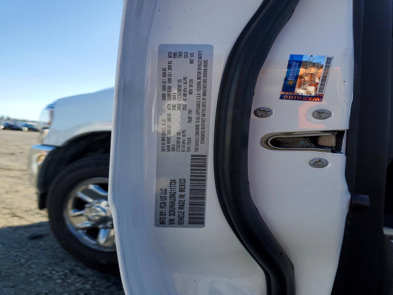 2022 Ram 2500 Tradesman White vin: 3C6UR4HJ3NG117724