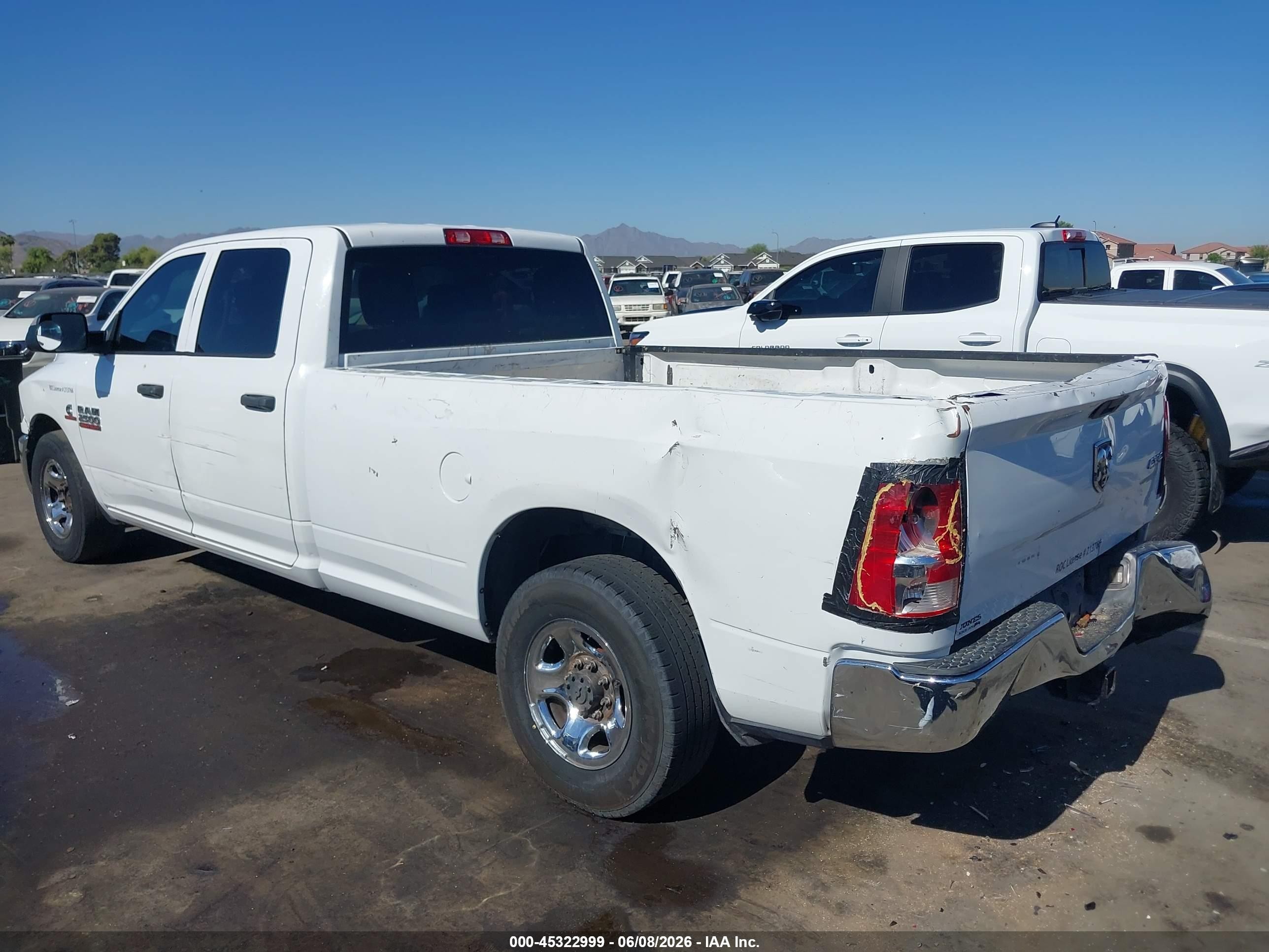 2013 Ram 2500 Tradesman Белый vin: 3C6UR4HL9DG570102