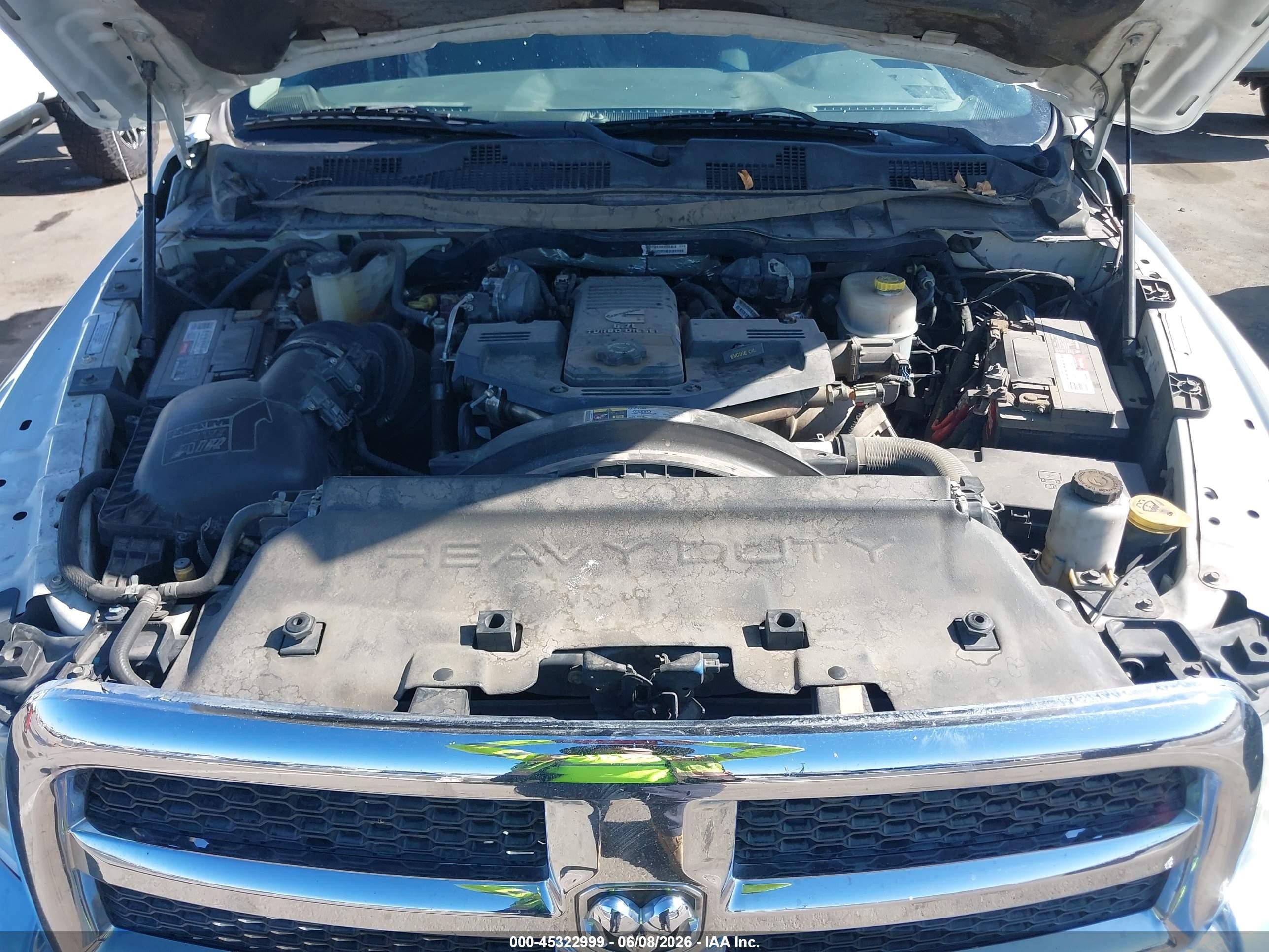 2013 Ram 2500 Tradesman Белый vin: 3C6UR4HL9DG570102