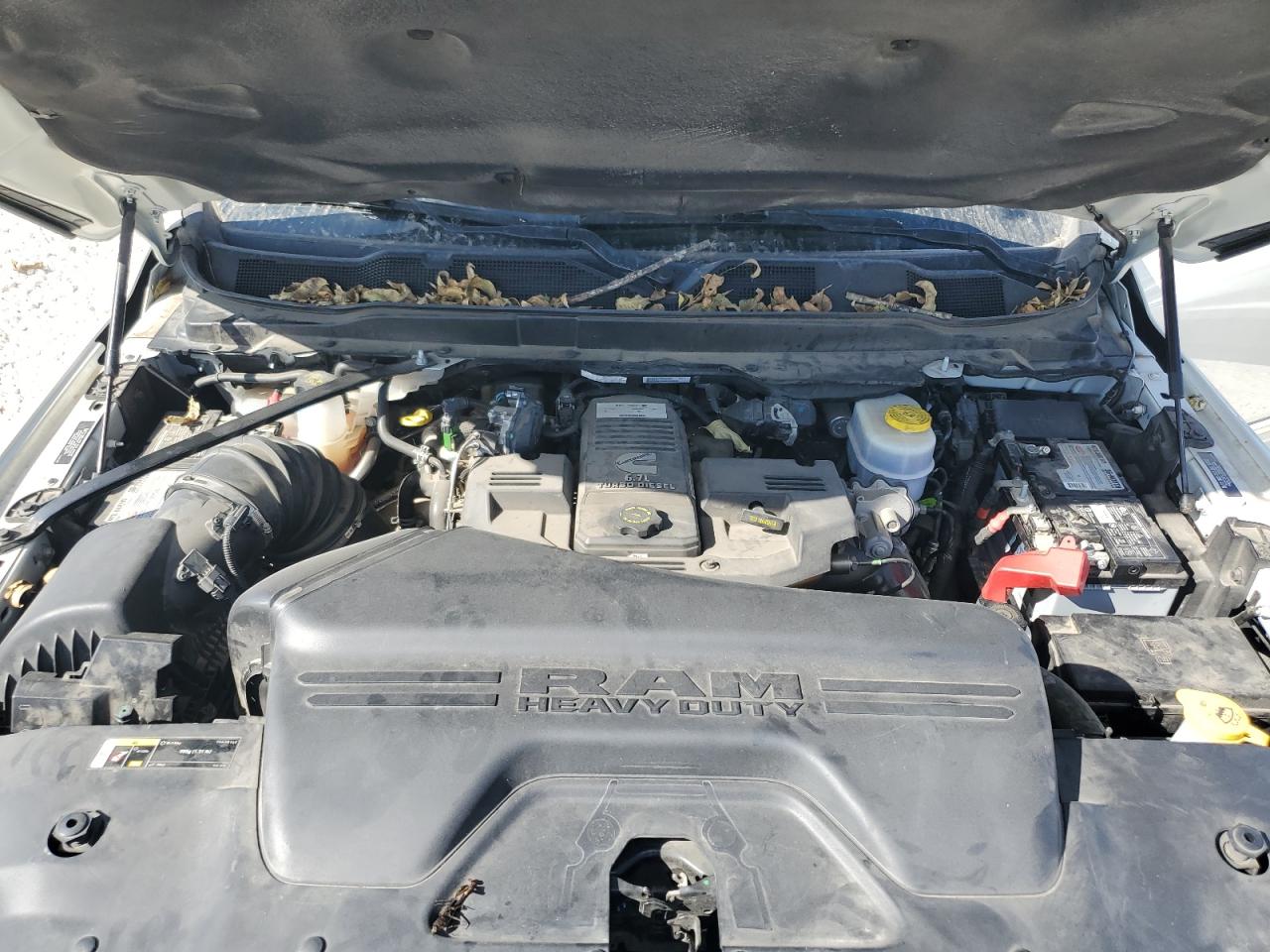2019 Ram 2500 Limited White vin: 3C6UR4SL2KG640805