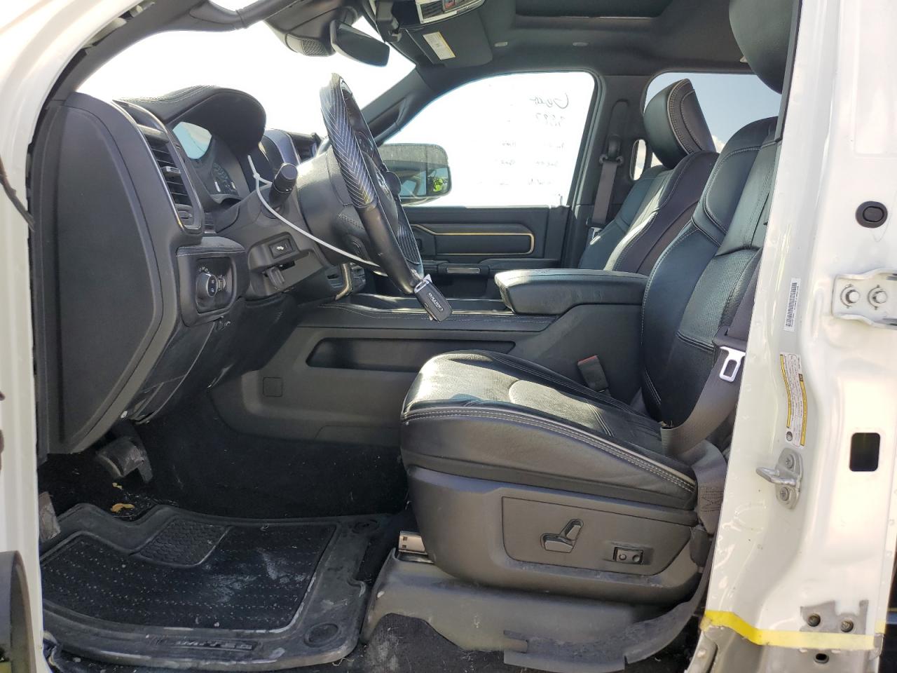 2019 Ram 2500 Limited White vin: 3C6UR4SL2KG640805