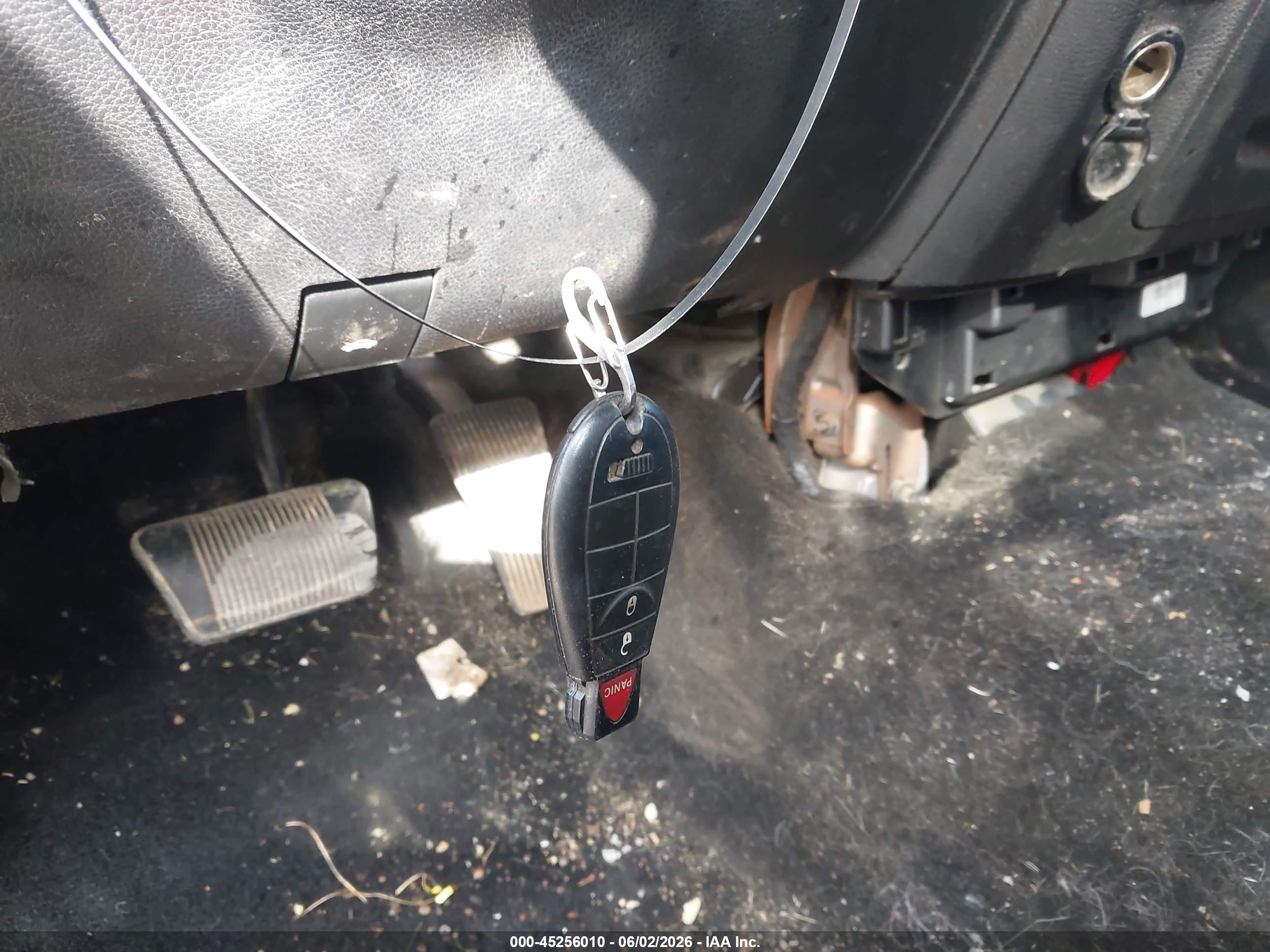2014 Ram 2500 Tradesman Burgundy vin: 3C6UR5CJ1EG137550