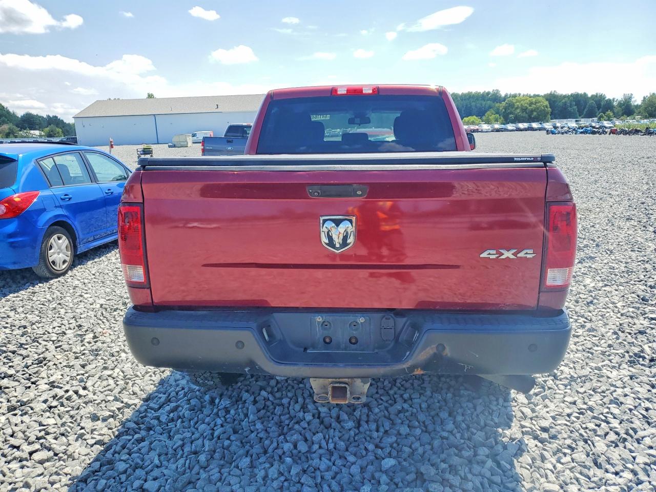 2014 Ram 2500 St Red vin: 3C6UR5CJ2EG113872