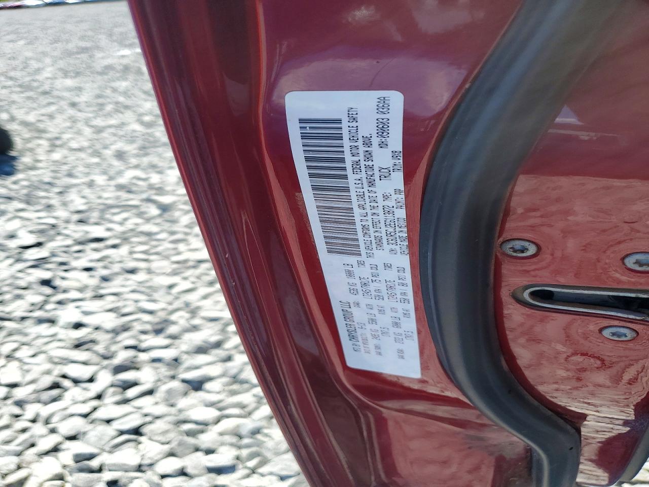 2014 Ram 2500 St Red vin: 3C6UR5CJ2EG113872