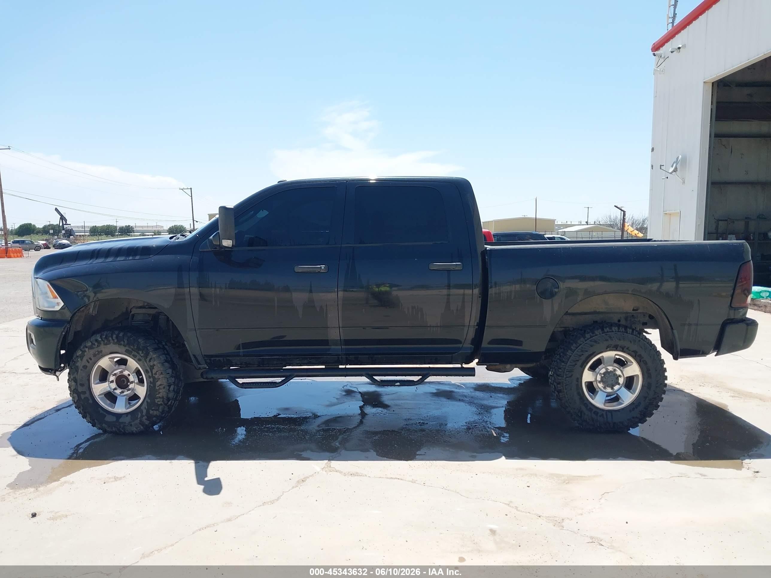 2015 Ram 2500 Tradesman Black vin: 3C6UR5CJ2FG665275