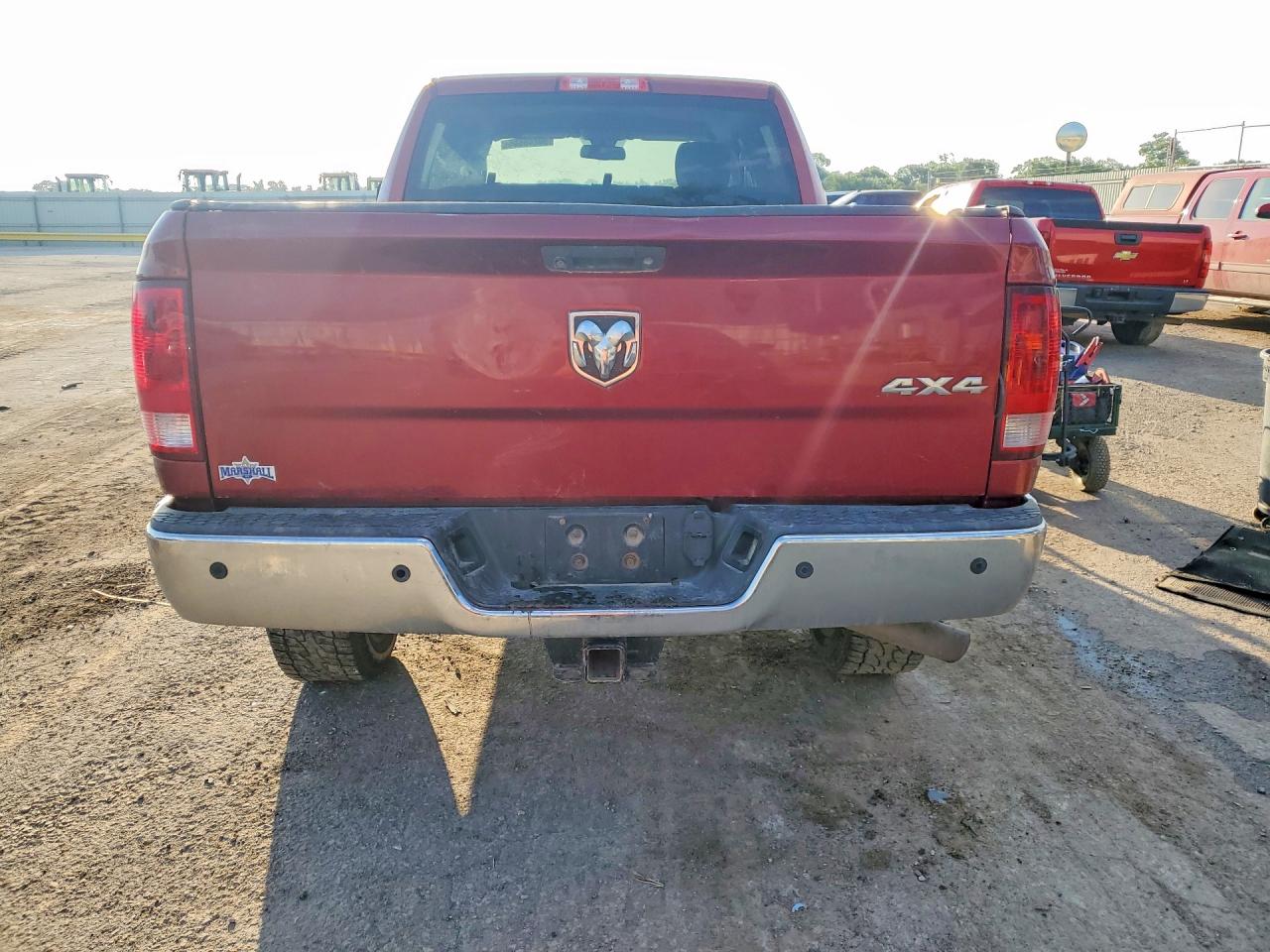 2015 Ram 2500 St Красный vin: 3C6UR5CJ4FG670350