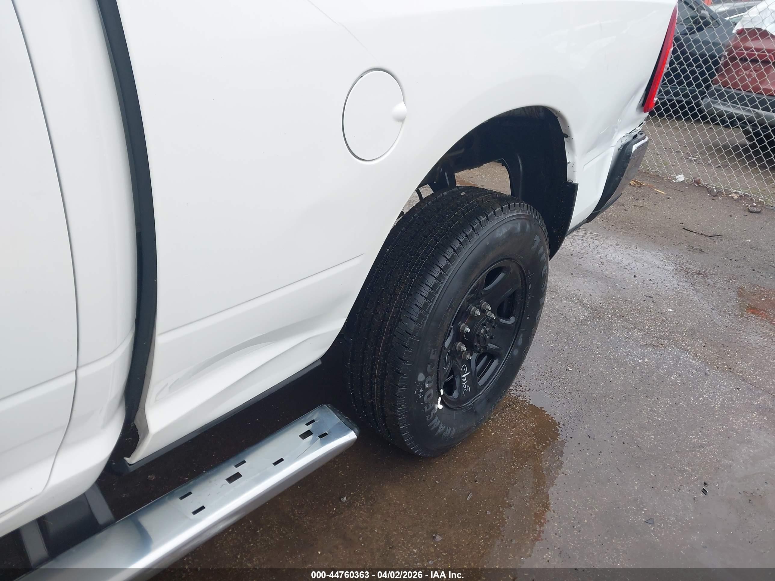 2022 Ram 2500 Tradesman  4x4 6'4 Box White vin: 3C6UR5CJ5NG129662