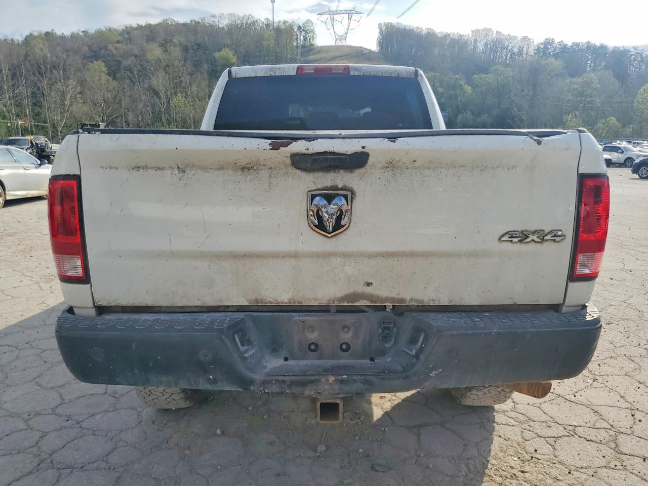 2014 Ram 2500 St White vin: 3C6UR5CJ7EG272189