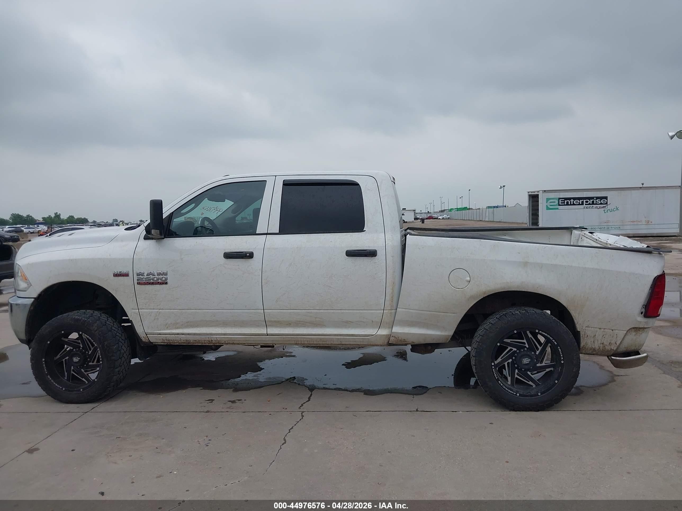 2015 Ram 2500 Tradesman White vin: 3C6UR5CJ8FG529359