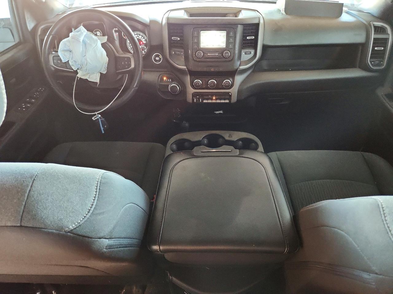 2024 Ram 2500 Tradesman Silver vin: 3C6UR5CJ8RG327500