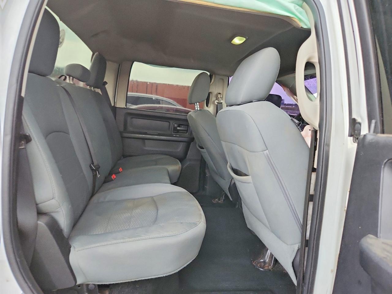 2013 Ram 2500 St Белый vin: 3C6UR5CL0DG594768