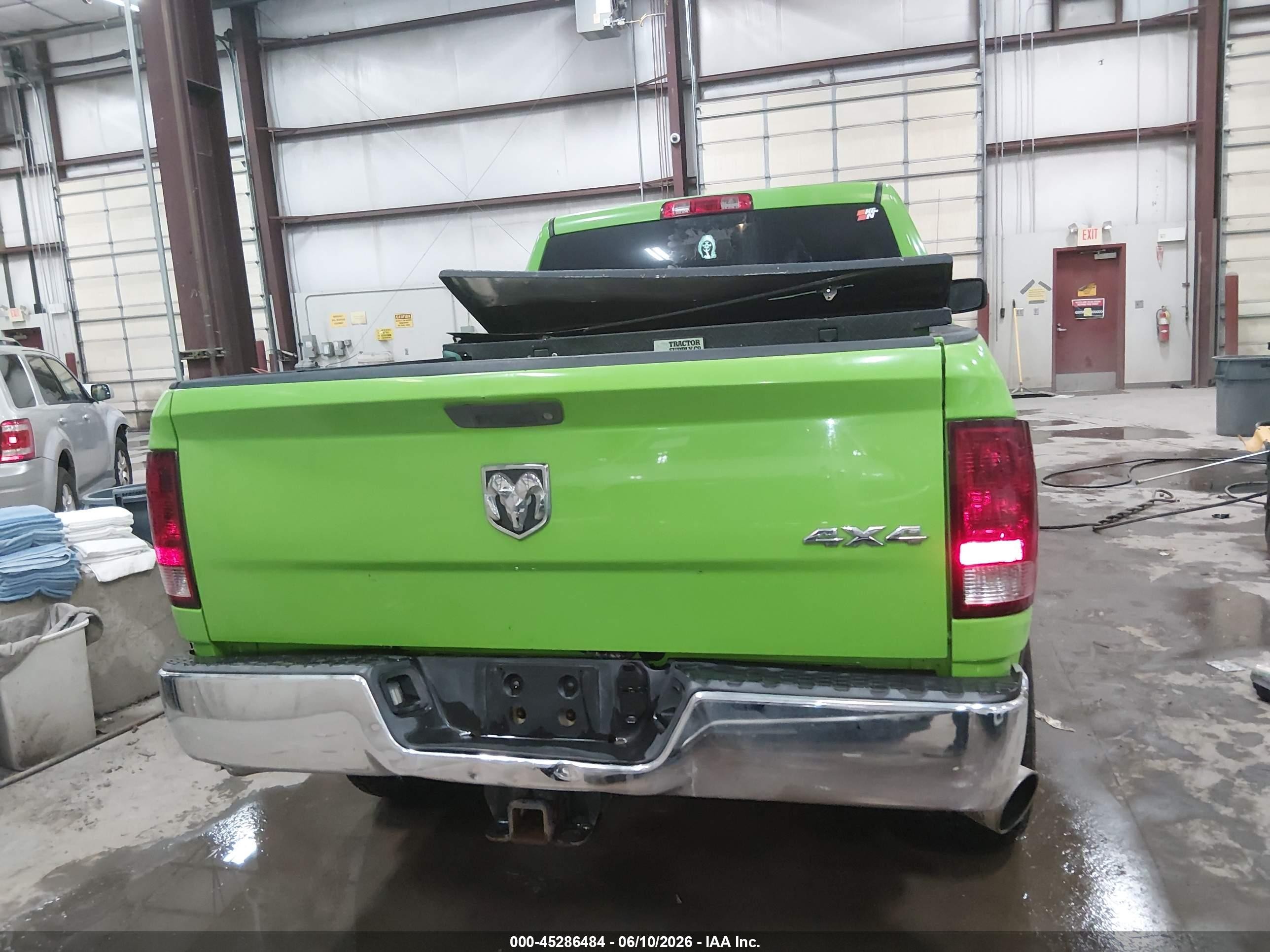 2013 Ram 2500 Tradesman Green vin: 3C6UR5CL0DG611990