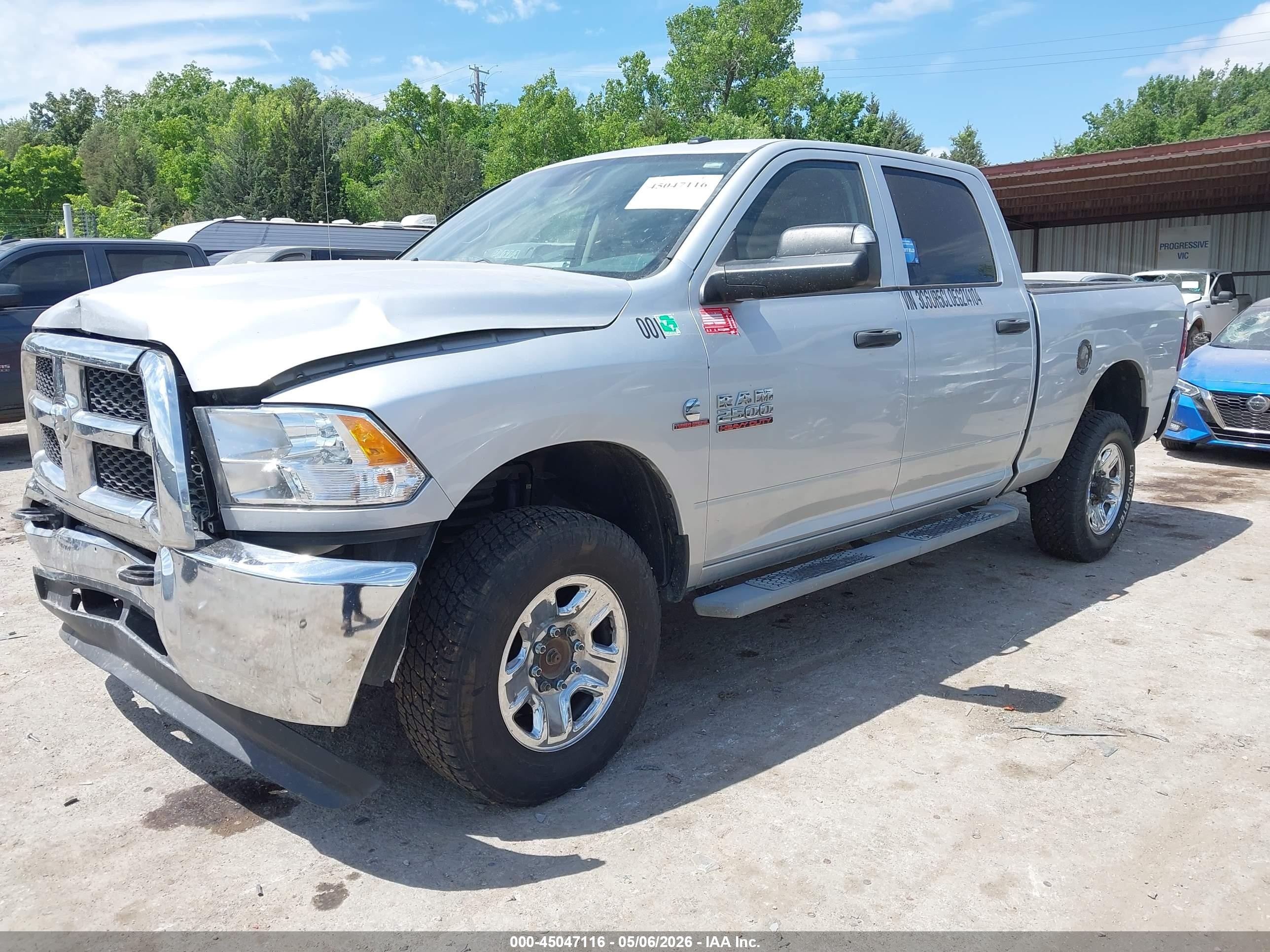 2014 Ram 2500 Tradesman White vin: 3C6UR5CL0EG214104