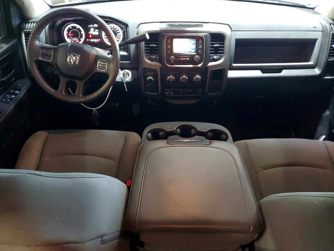 2013 Ram 2500 St Белый vin: 3C6UR5CL2DG598143