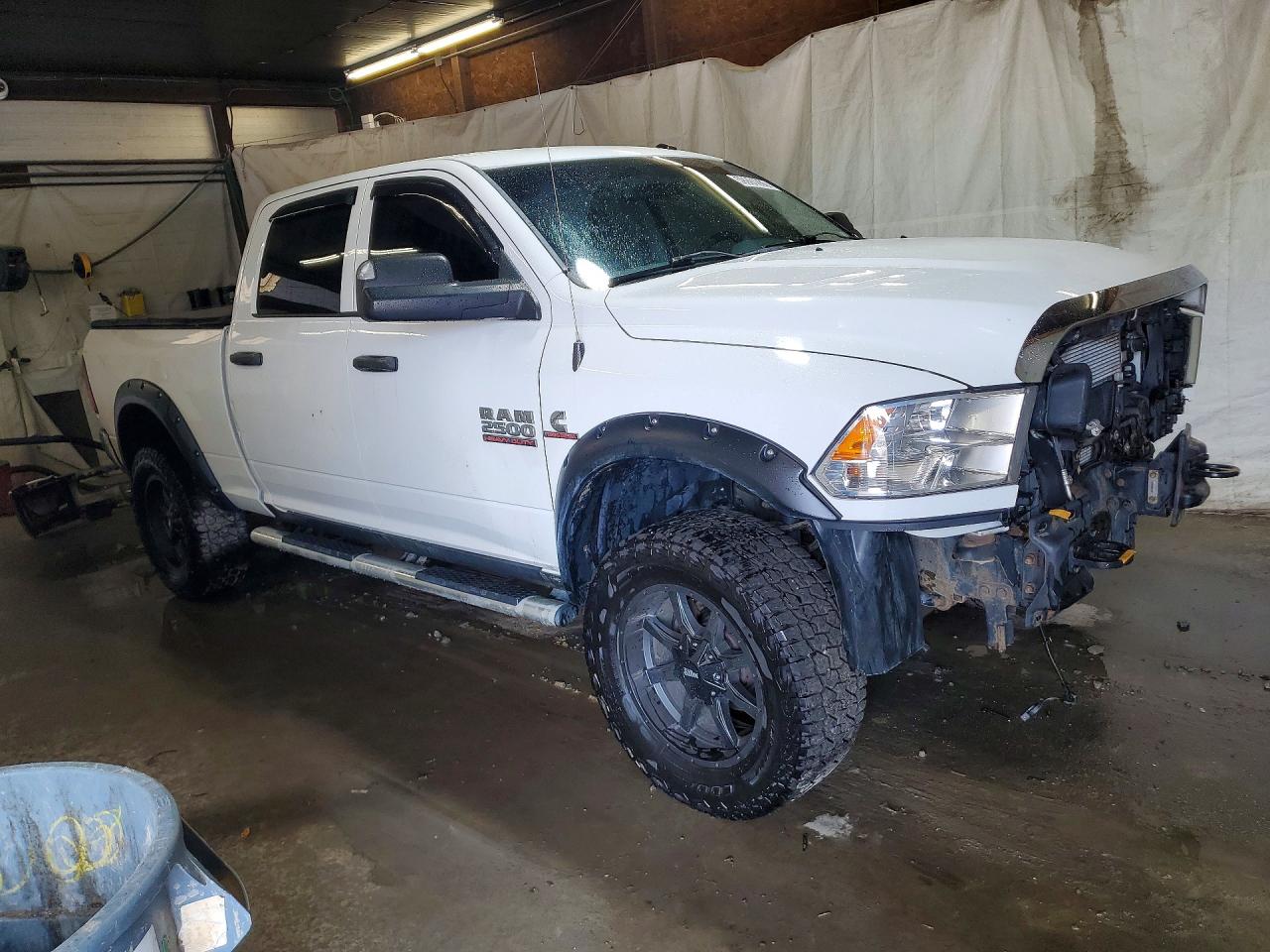2013 Ram 2500 St Белый vin: 3C6UR5CL2DG598143