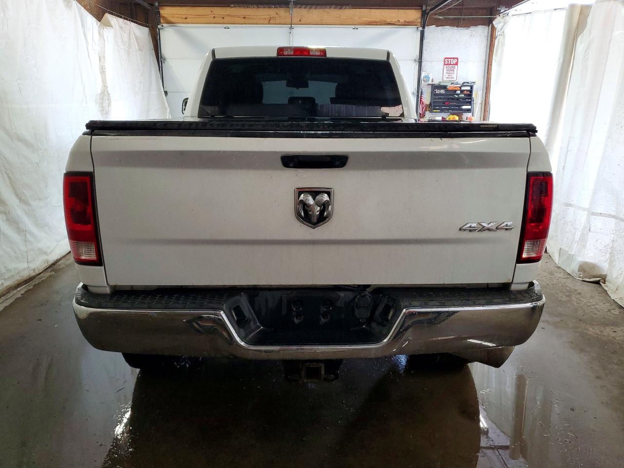 2013 Ram 2500 St Белый vin: 3C6UR5CL2DG598143