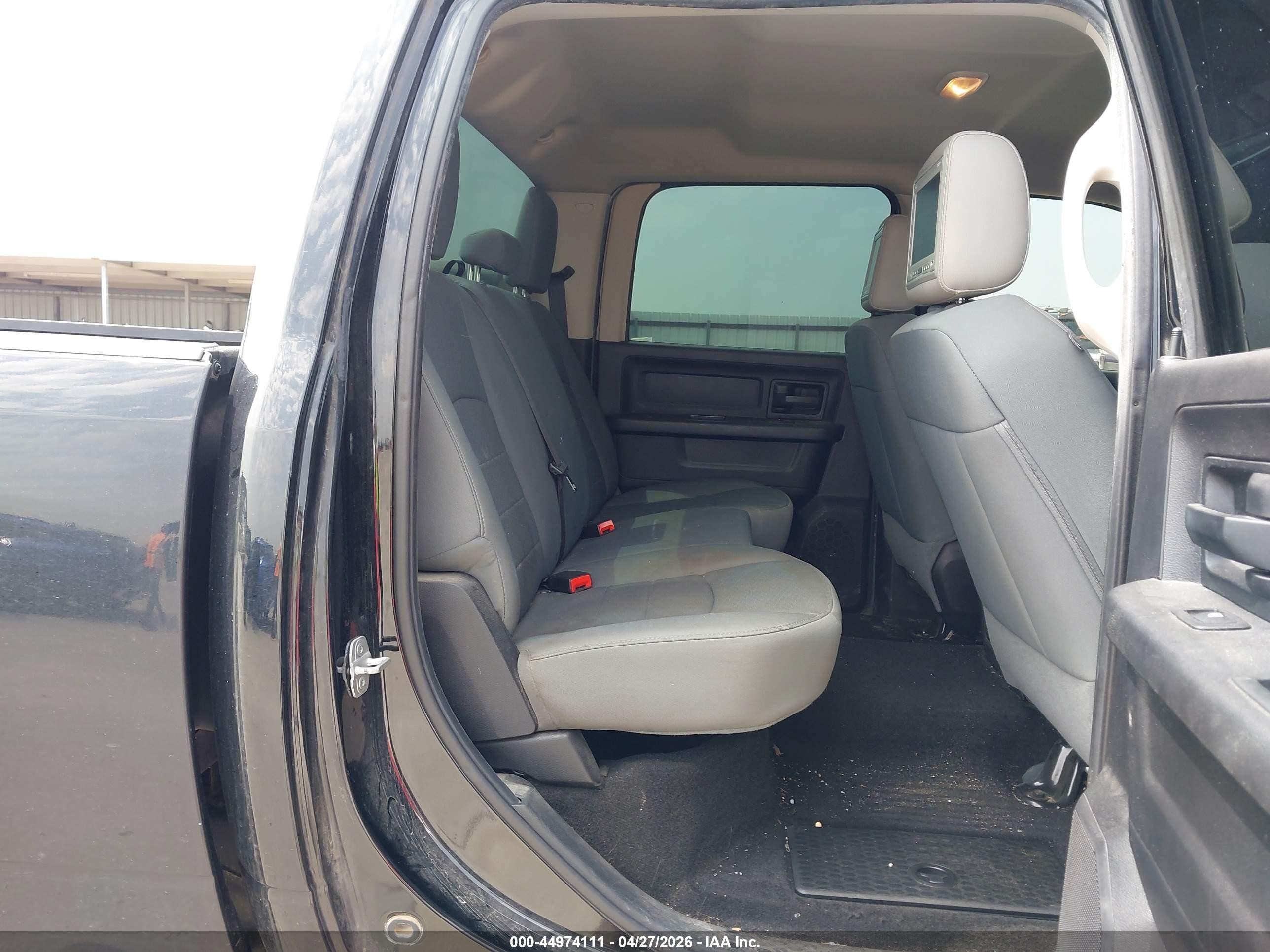 2014 Ram 2500 Tradesman Black vin: 3C6UR5CL2EG218073