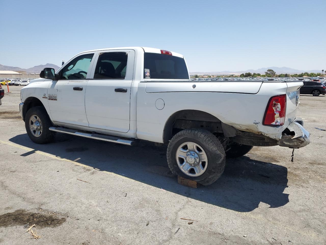2015 Ram 2500 St White vin: 3C6UR5CL3FG665206