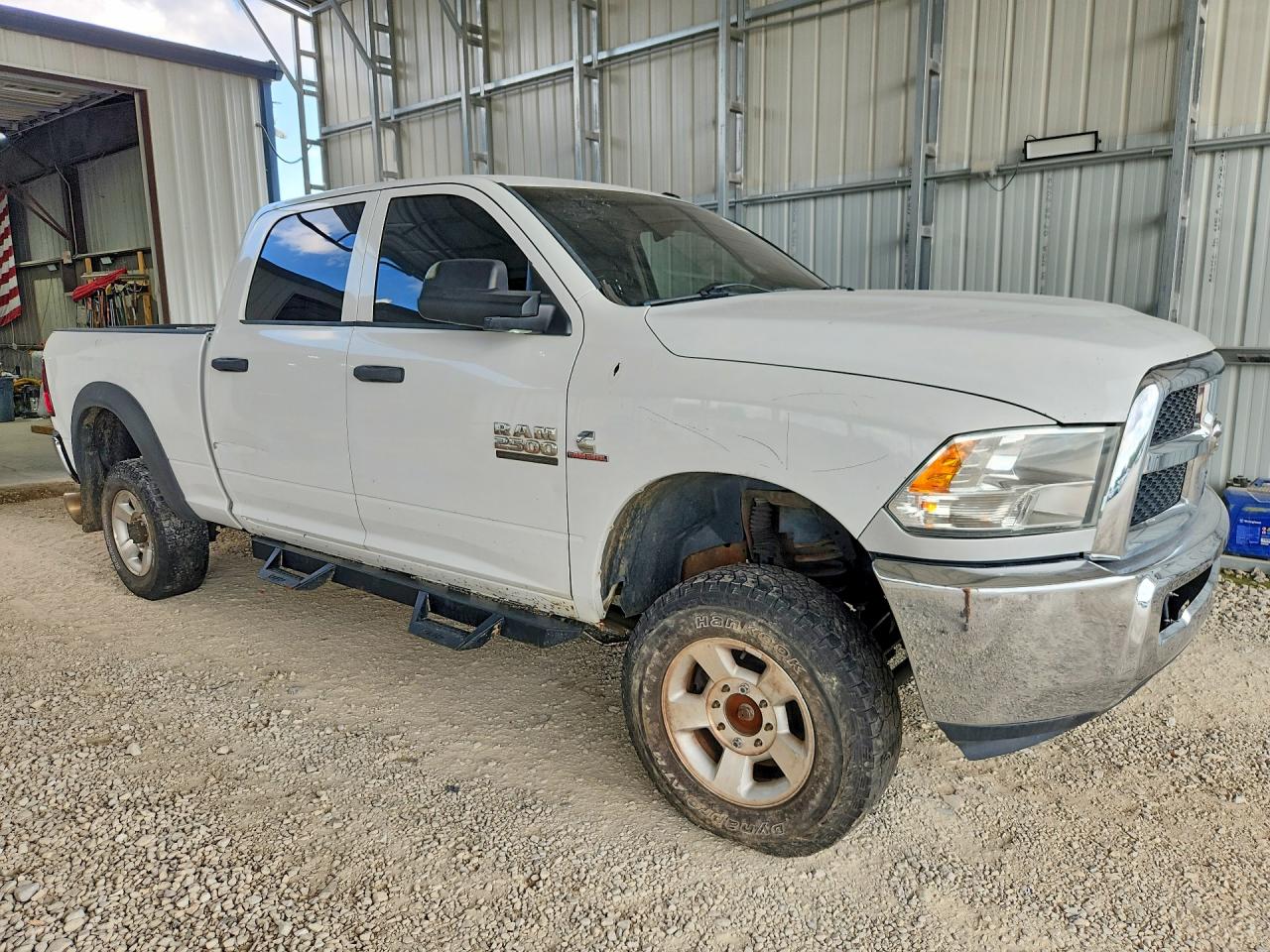 2014 Ram 2500 St White vin: 3C6UR5CL5EG133759