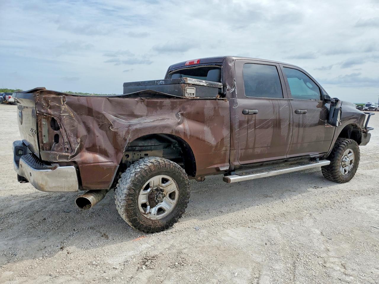 2014 Ram 2500 St Brown vin: 3C6UR5CL5EG214034