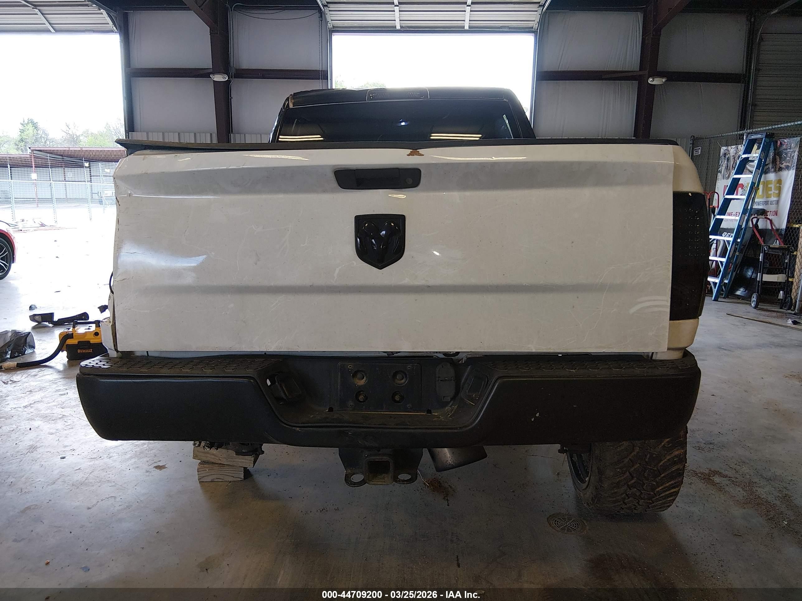 2014 Ram 2500 Tradesman Белый vin: 3C6UR5CL5EG263816