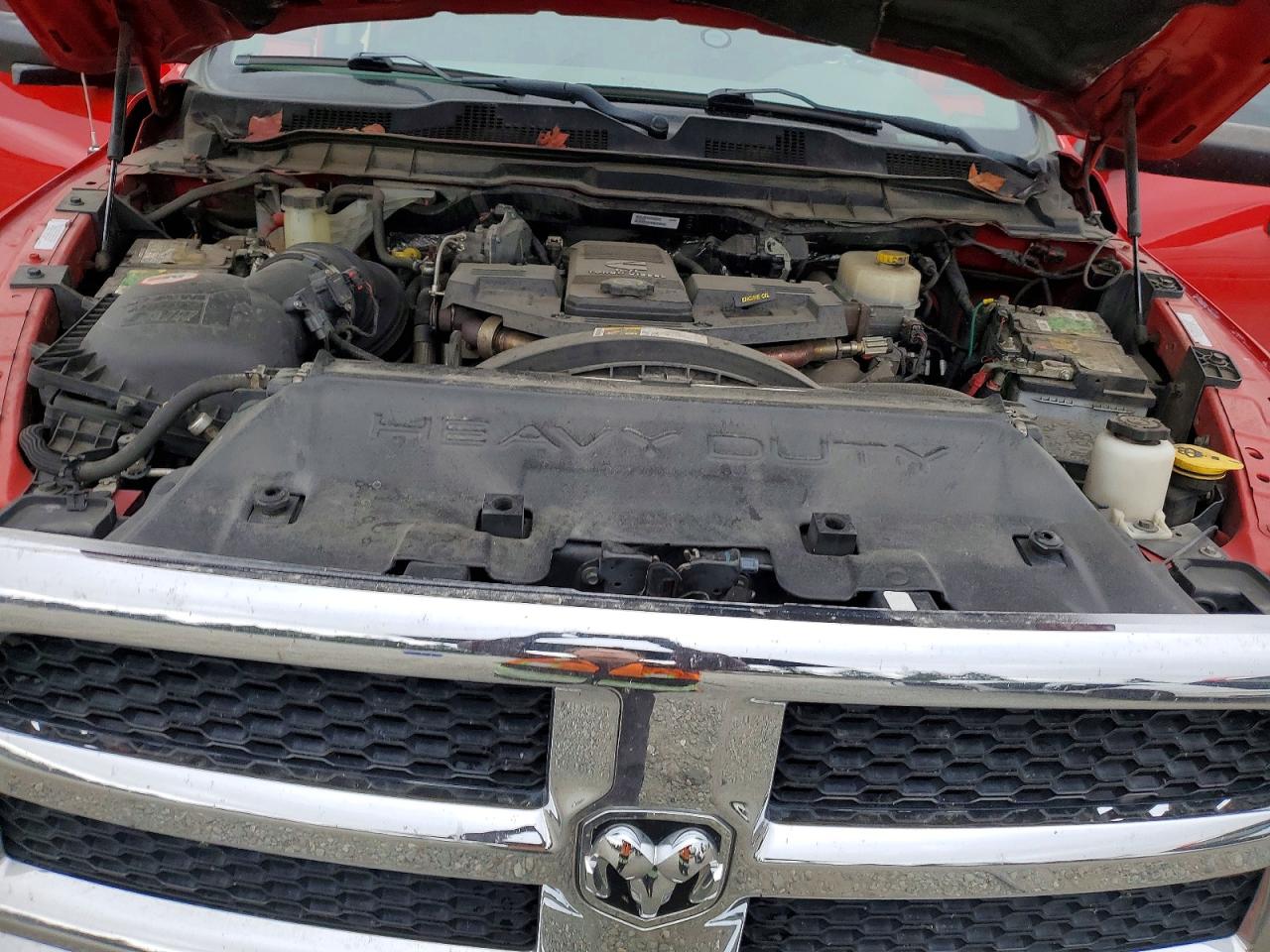 2015 Ram 2500 St Red vin: 3C6UR5CL6FG507281