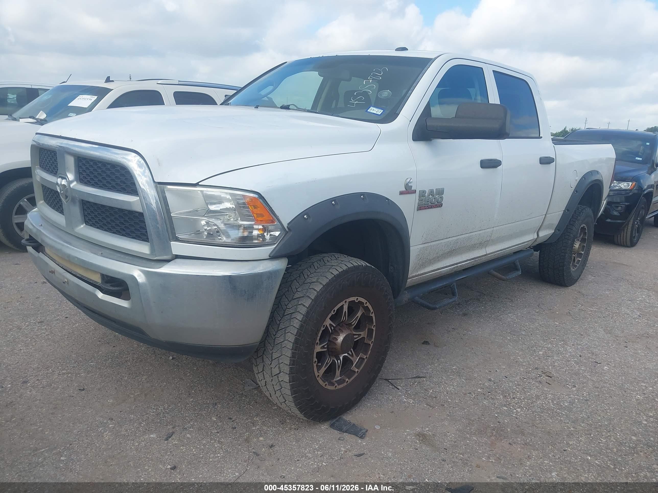 2014 Ram 2500 Tradesman White vin: 3C6UR5CL7EG296462
