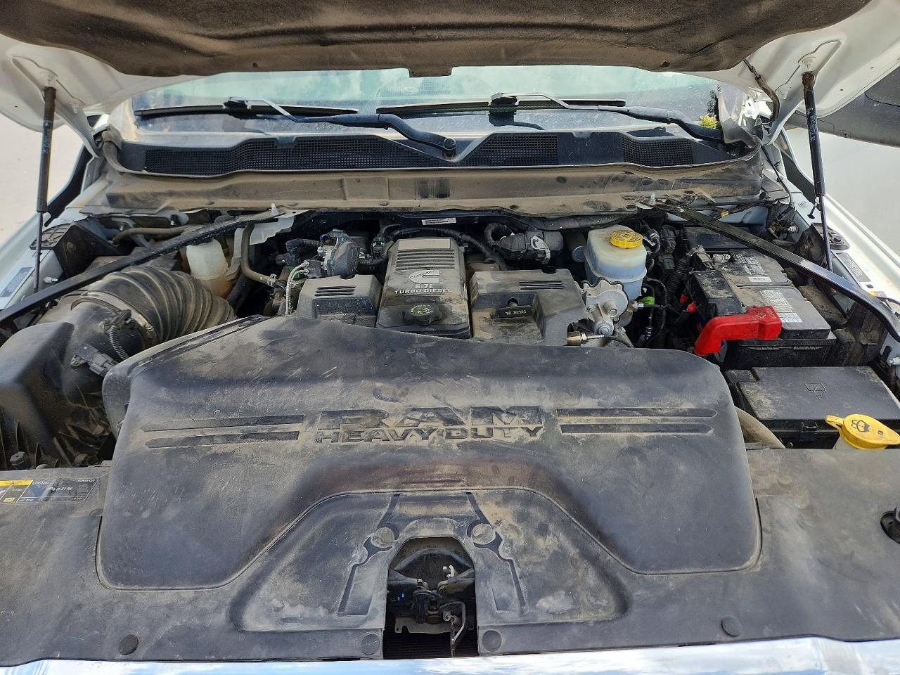 2024 Ram 2500 Tradesman White vin: 3C6UR5CL7RG114992