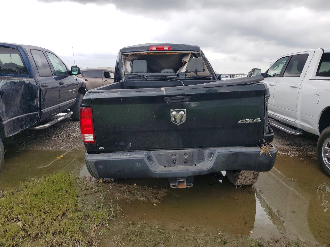 2015 Ram 2500 St Black vin: 3C6UR5CL8FG663984