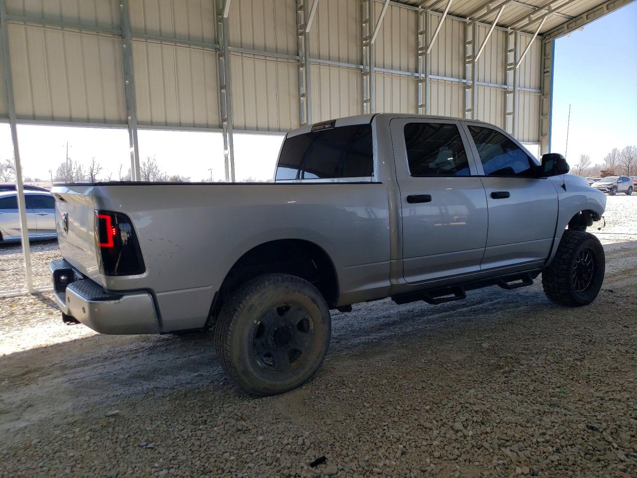 2014 Ram 2500 St Silver vin: 3C6UR5CL9EG277041