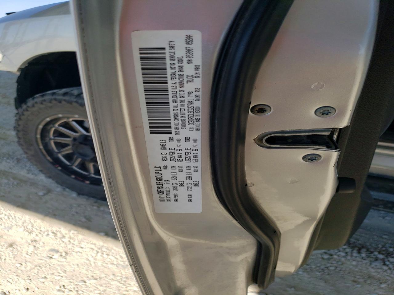 2014 Ram 2500 St Silver vin: 3C6UR5CL9EG277041