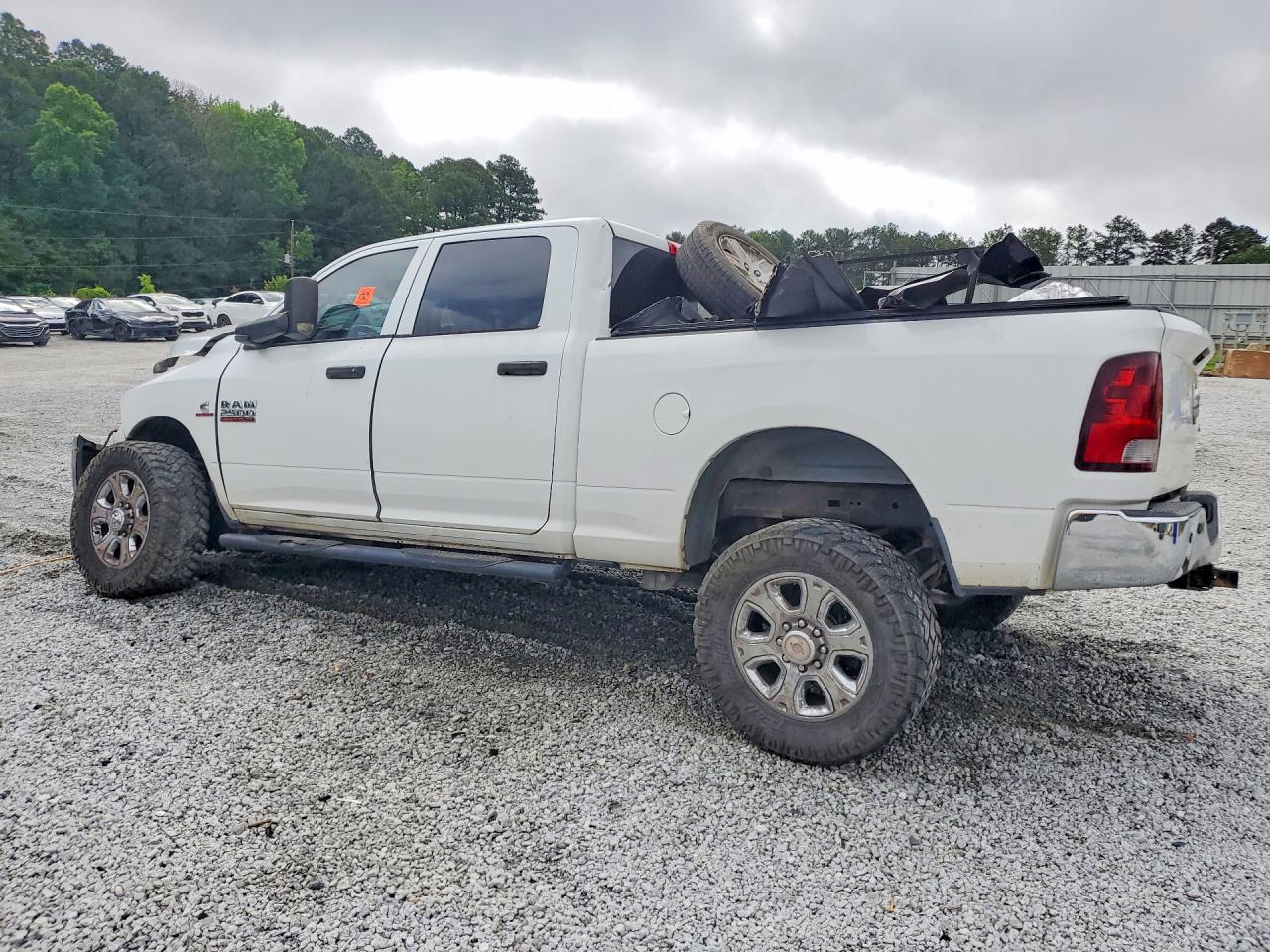 2015 Ram 2500 St Белый vin: 3C6UR5CL9FG673133