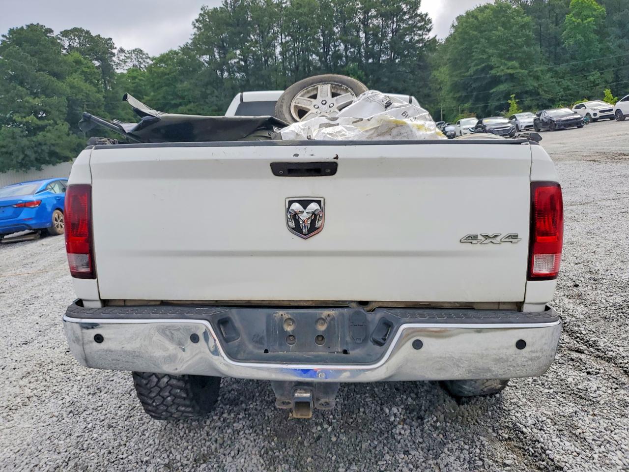 2015 Ram 2500 St Белый vin: 3C6UR5CL9FG673133