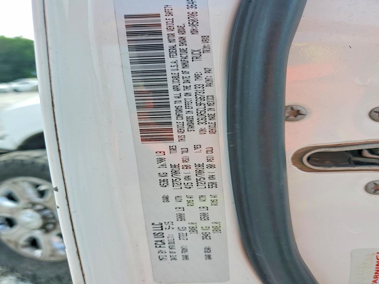 2015 Ram 2500 St Белый vin: 3C6UR5CL9FG673133