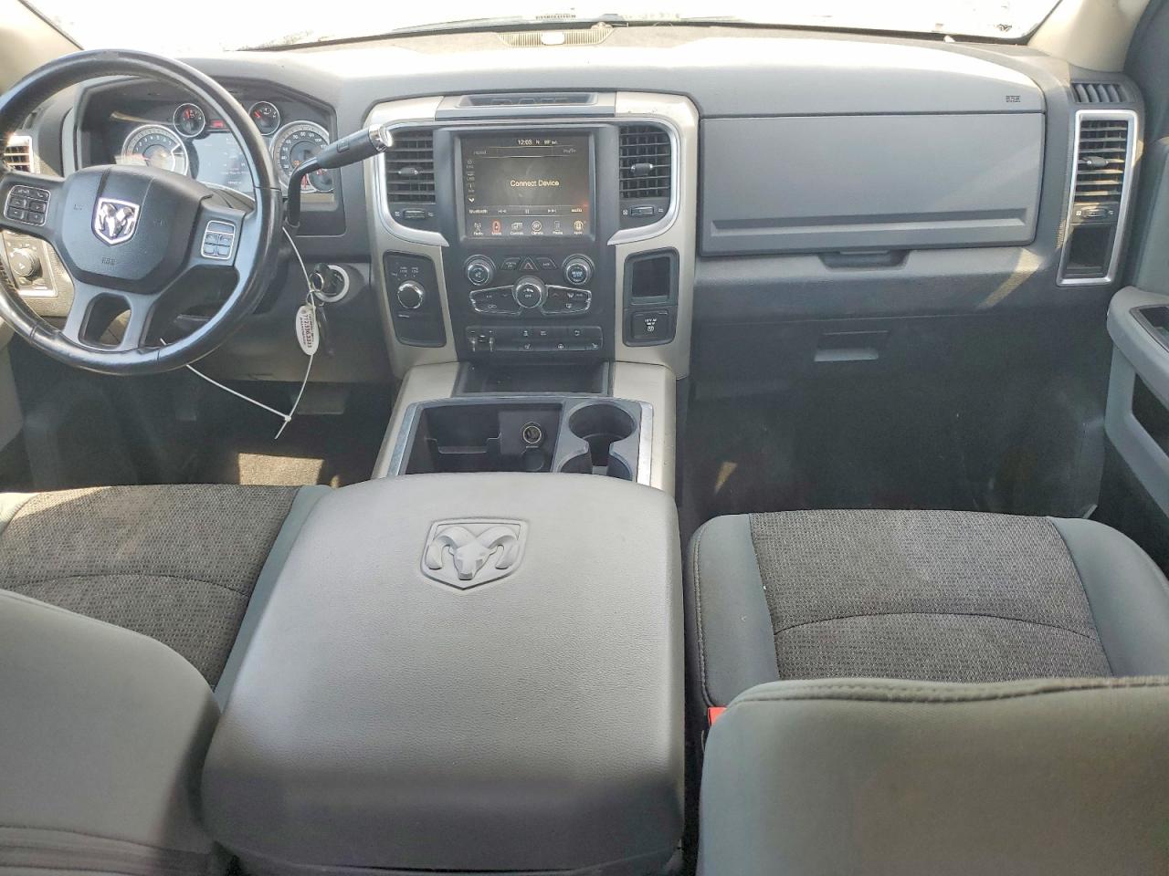 2014 Ram 2500 Slt Silver vin: 3C6UR5DJ2EG263625