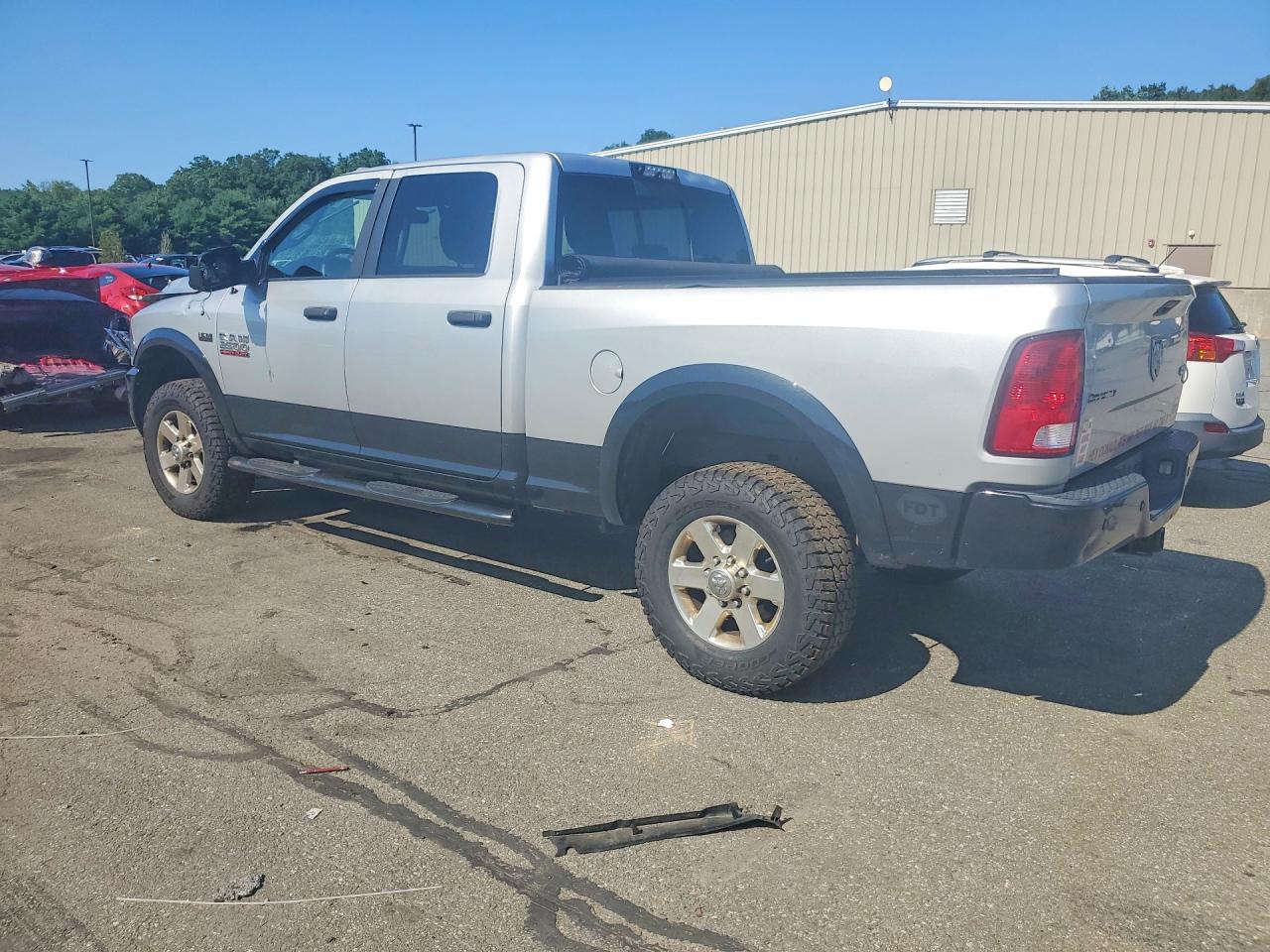2015 Ram 2500 Slt Silver vin: 3C6UR5DJ5FG634424